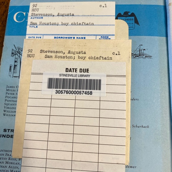 Sam Houston Boy Chieftain hardback and paperback Red Dog. - Picture 7 of 14